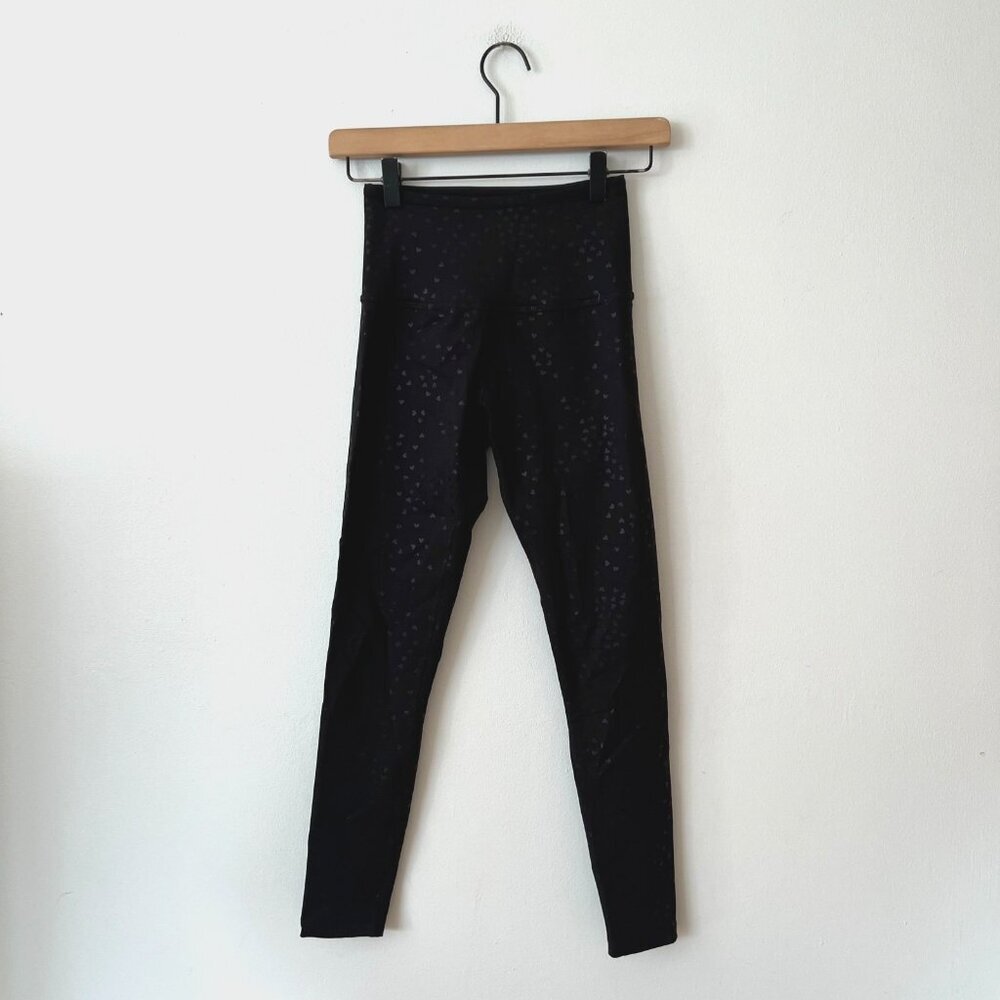 Beyond Yoga Softshine Black Heart High Rise Midi Leggings Women's Size XS